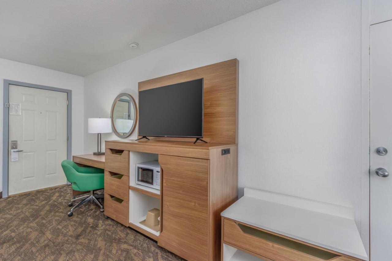 Crossroads Inn & Suites Gatlinburg Esterno foto