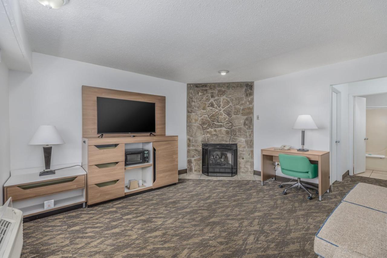 Crossroads Inn & Suites Gatlinburg Esterno foto