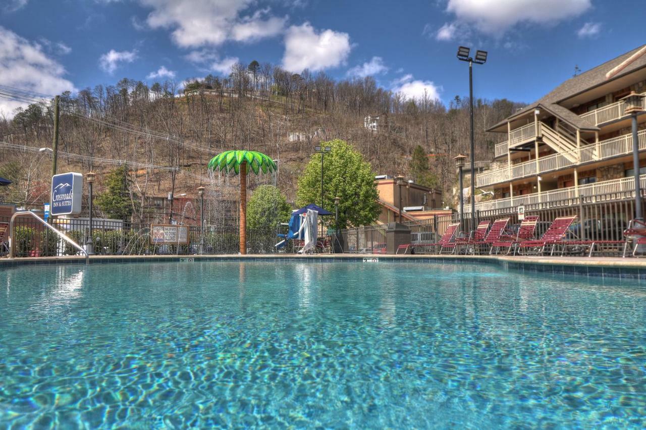Crossroads Inn & Suites Gatlinburg Esterno foto